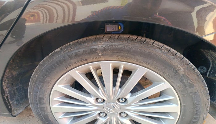 2020 Honda City 1.5L I-VTEC V MT 4TH GEN, Petrol, Manual, 21,399 km, tyre