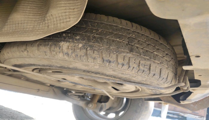 2015 Renault Duster 85 PS RXL DIESEL, Diesel, Manual, 1,12,253 km, tyre