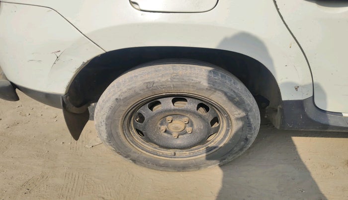 2015 Renault Duster 85 PS RXL DIESEL, Diesel, Manual, 1,12,253 km, tyre