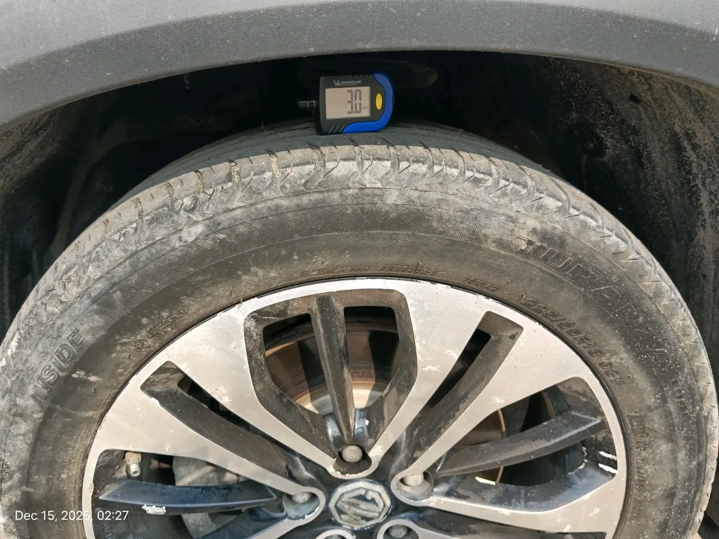 2021 MG HECTOR PLUS SELECT 2.0 DIESEL TURBO MT 7-STR, Diesel, Manual, 66,440 km, tyre