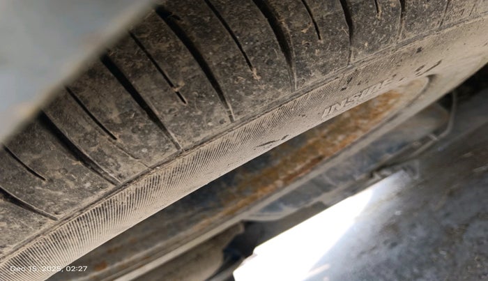 2021 MG HECTOR PLUS SELECT 2.0 DIESEL TURBO MT 7-STR, Diesel, Manual, 66,440 km, tyre