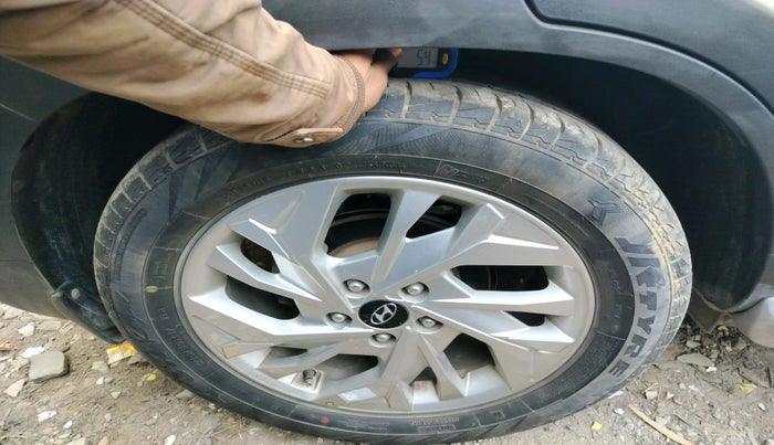 2021 Hyundai Creta SX 1.5 PETROL, Petrol, Manual, 23,508 km, tyre