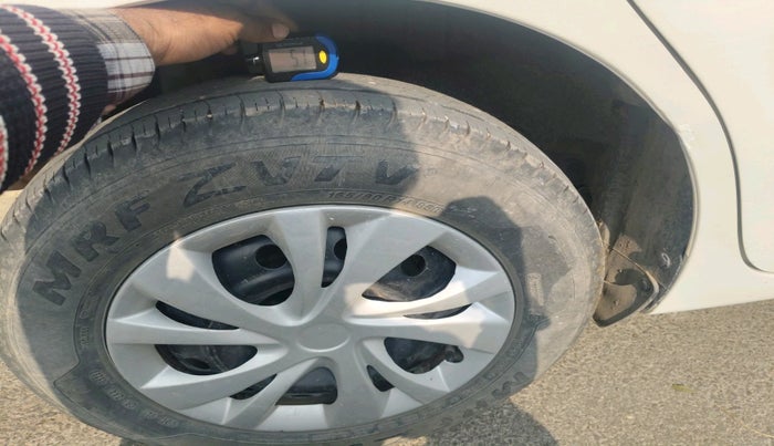 2021 Maruti Swift VXI, Petrol, Manual, 43,299 km, tyre