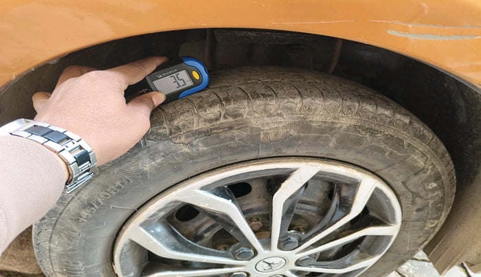 2017 Tata Tiago XT PETROL, Petrol, Manual, 2,03,536 km, tyre