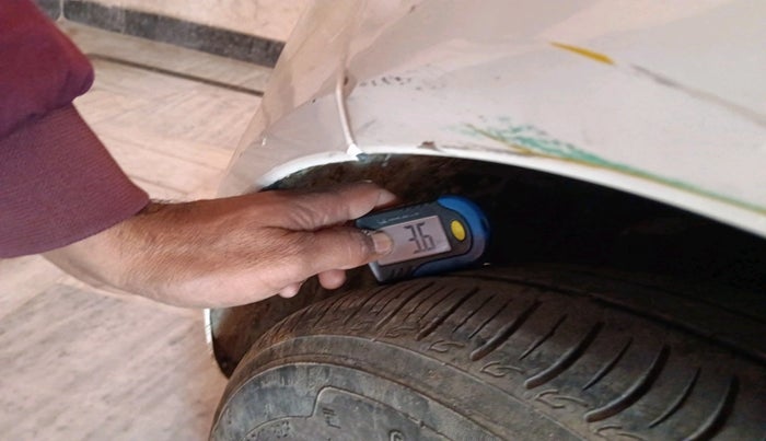 2013 Ford Figo TITANIUM 1.4 DIESEL, Diesel, Manual, 1,65,188 km, tyre