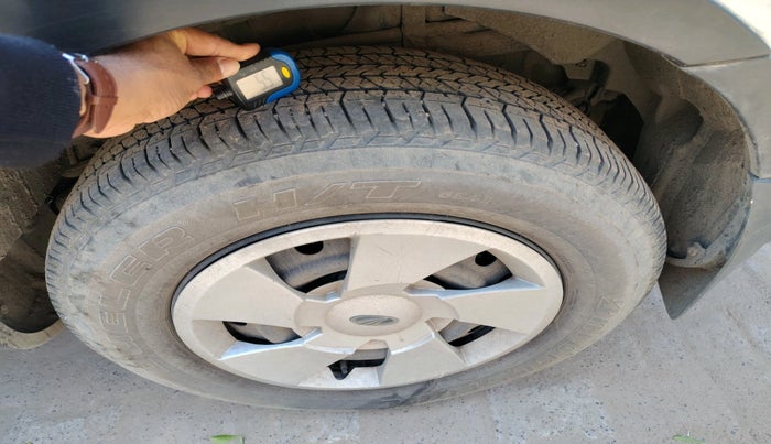 2019 Mahindra XUV500 W7, Diesel, Manual, 32,057 km, tyre