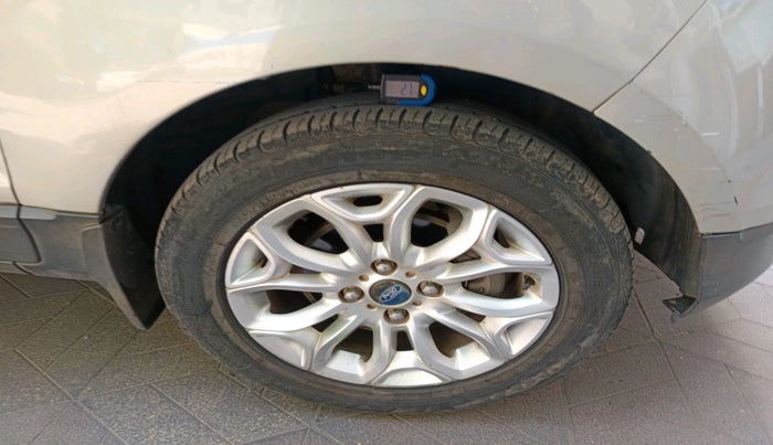 2013 Ford Ecosport TITANIUM 1.5L DIESEL, Diesel, Manual, 88,134 km, tyre