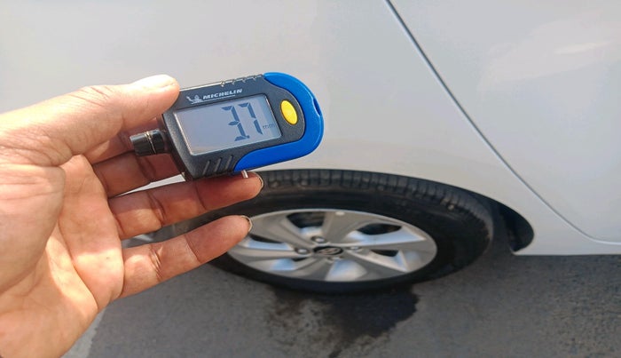 2017 Hyundai Xcent SX 1.2, Petrol, Manual, 55,063 km, tyre