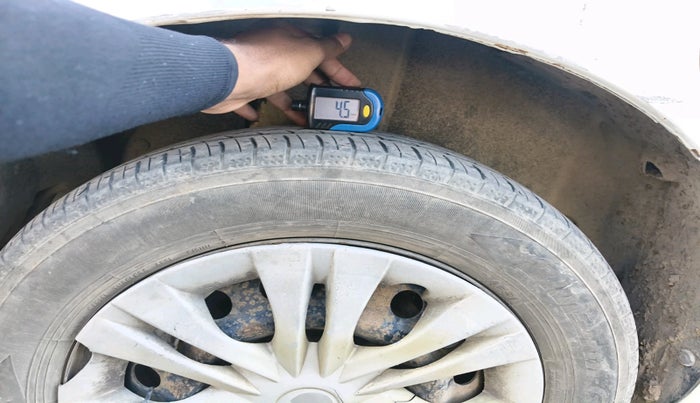 2015 Maruti Ertiga VDI, Diesel, Manual, 80,650 km, tyre