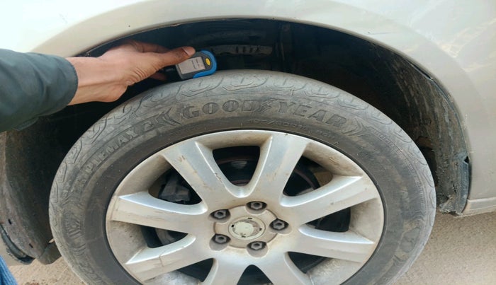 2012 Skoda Fabia ELEGANCE 1.2 TDI, Diesel, Manual, 1,67,182 km, tyre