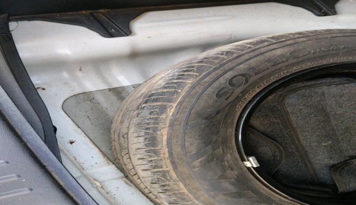 2020 Hyundai Creta E 1.5 DIESEL, Diesel, Manual, 54,386 km, tyre