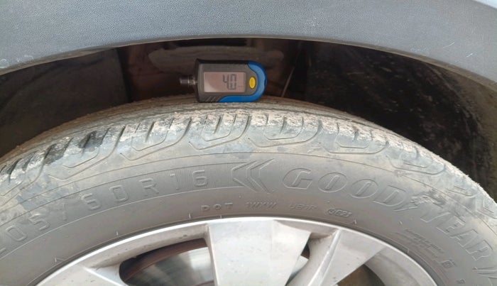 2021 Skoda KUSHAQ AMBITION 1.0L TSI MT, Petrol, Manual, 40,500 km, tyre