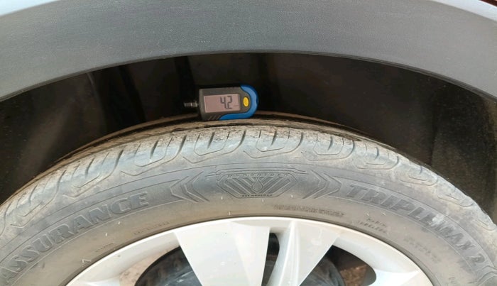 2021 Skoda KUSHAQ AMBITION 1.0L TSI MT, Petrol, Manual, 40,500 km, tyre