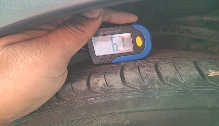 2016 Volkswagen Cross Polo HIGHLINE MPI, Petrol, Manual, 52,328 km, tyre