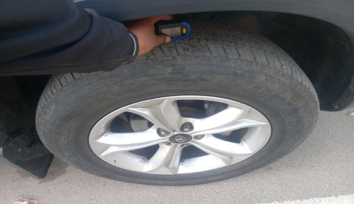 2019 Tata Harrier XZ 2.0L, Diesel, Manual, 1,27,596 km, tyre