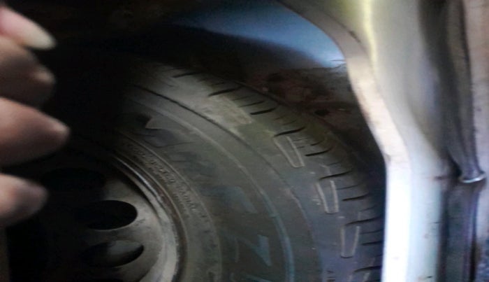 2018 Maruti Alto 800 LXI, Petrol, Manual, 86,141 km, tyre