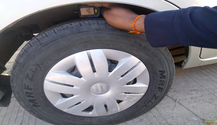 2018 Maruti Alto 800 LXI, Petrol, Manual, 86,141 km, tyre