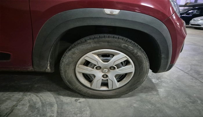 2016 Renault Kwid RXT 0.8, Petrol, Manual, 31,193 km, tyre