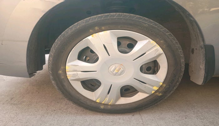 2017 Maruti Wagon R 1.0 VXI AMT, Petrol, Automatic, 13,860 km, tyre