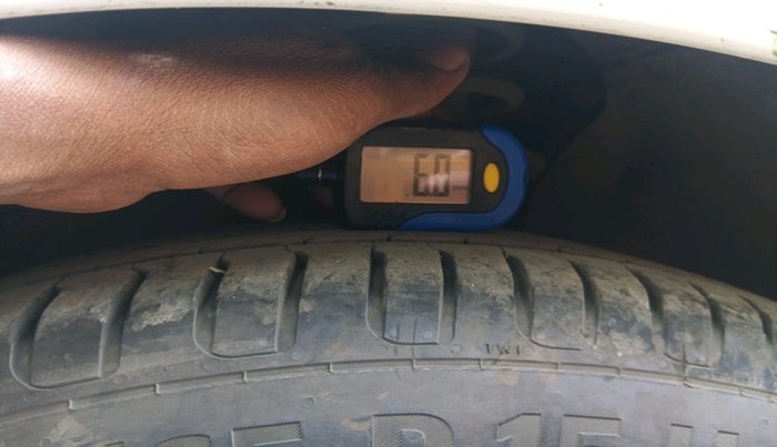 2018 Maruti Swift ZXI, Petrol, Manual, 73,825 km, tyre