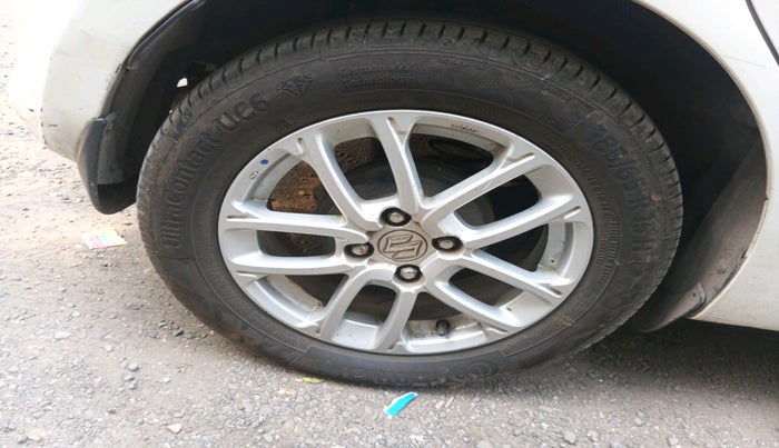 2018 Maruti Swift ZXI, Petrol, Manual, 73,825 km, tyre