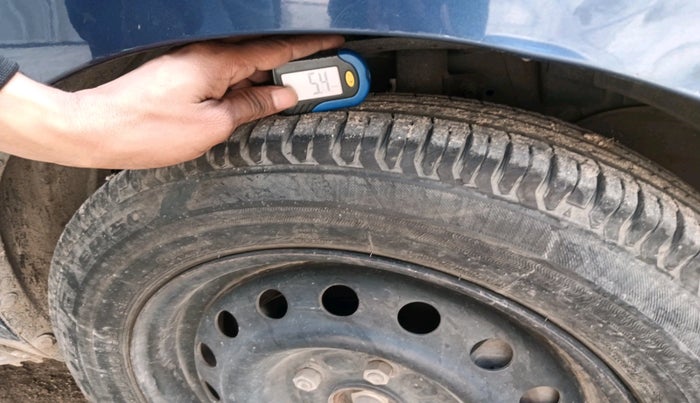 2018 Maruti Ertiga VXI SHVS, Petrol, Manual, 15,510 km, tyre