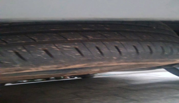 2022 Hyundai ALCAZAR 1.5 SIGNATURE (O) AT 7STR, Diesel, Automatic, 41,731 km, tyre