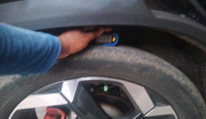 2022 Hyundai ALCAZAR 1.5 SIGNATURE (O) AT 7STR, Diesel, Automatic, 41,731 km, tyre