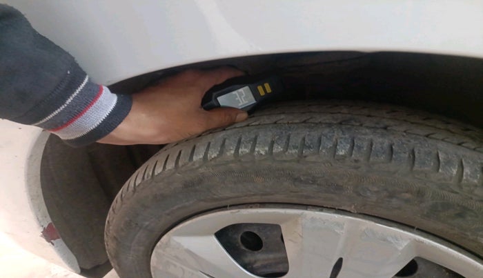 2015 Maruti Wagon R 1.0 VXI, Petrol, Manual, 60,882 km, tyre