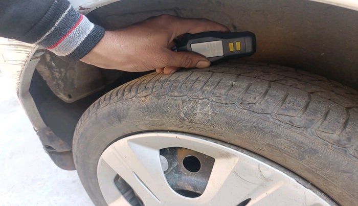 2015 Maruti Wagon R 1.0 VXI, Petrol, Manual, 60,882 km, tyre