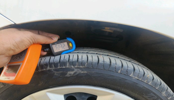 2013 Maruti Wagon R 1.0 VXI, Petrol, Manual, 1,16,495 km, tyre