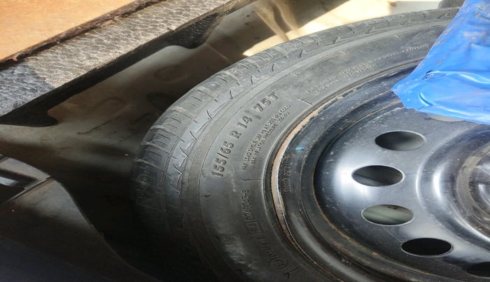 2013 Maruti Wagon R 1.0 VXI, Petrol, Manual, 1,16,495 km, tyre