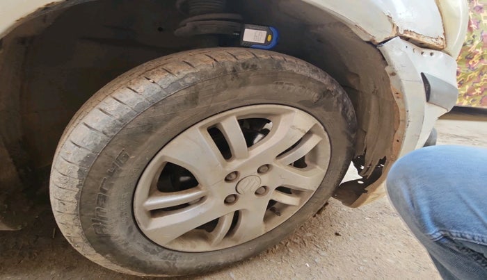 2012 Maruti Swift Dzire ZXI, Petrol, Manual, 1,08,859 km, tyre