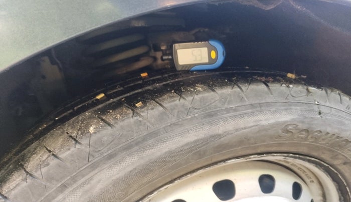 2018 Mahindra MARAZZO M2 8 STR, Diesel, Manual, 1,07,635 km, tyre