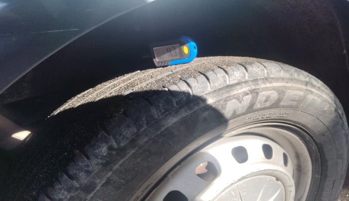 2018 Mahindra MARAZZO M2 8 STR, Diesel, Manual, 1,07,635 km, tyre