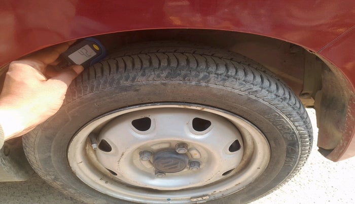 2016 Maruti Alto K10 LXI CNG, Petrol, Manual, 64,971 km, tyre