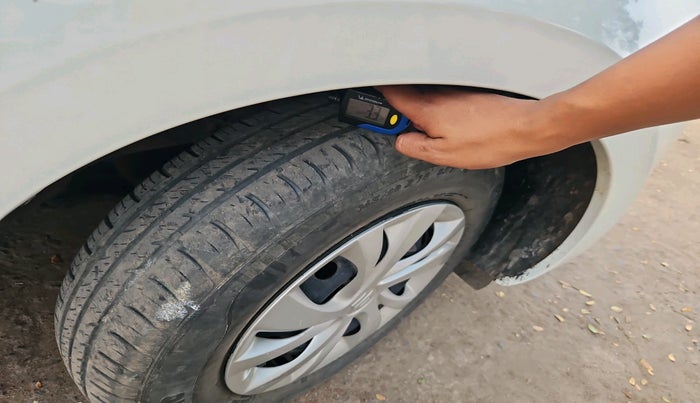 2021 Maruti Swift VXI, Petrol, Manual, 16,226 km, tyre