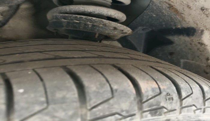 2021 Mahindra XUV300 W8 1.5 DIESEL, Diesel, Manual, 88,594 km, tyre