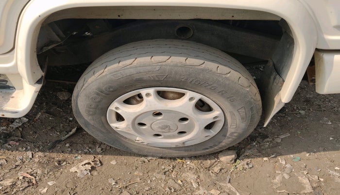 2018 Mahindra Bolero POWER PLUS SLX, Diesel, Manual, 91,116 km, tyre