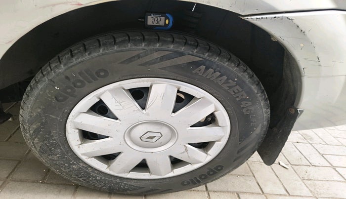 2011 Mahindra Renault Logan GLX 1.4, Petrol, Manual, 34,705 km, tyre