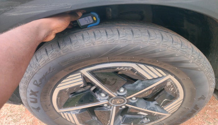 2023 Tata NEXON EV EMPOWERED LONG RANGE, Electric, Automatic, 52,186 km, tyre