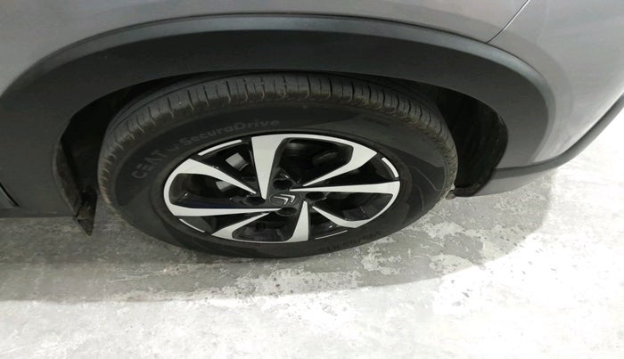 2023 CITROEN C3 FEEL 1.2, Petrol, Manual, 35,459 km, tyre