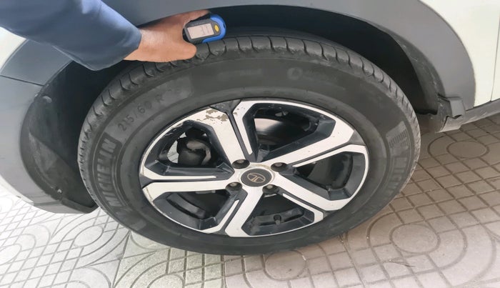 2022 Tata NEXON XZA PLUS (O) DIESEL, Diesel, Automatic, 1,38,420 km, tyre