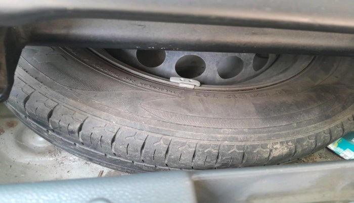 2015 Maruti Alto 800 LXI CNG, Petrol, Manual, 71,219 km, tyre