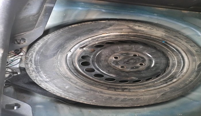 2017 Maruti Baleno DELTA PETROL 1.2, Petrol, Manual, 1,04,113 km, tyre