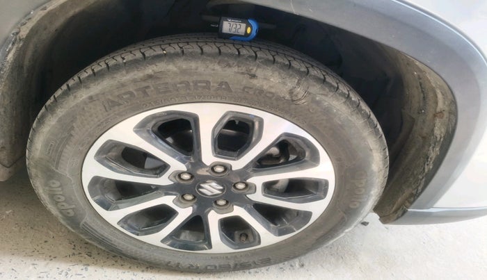 2022 Maruti Grand Vitara ALPHA SMART HYBRID, Petrol, Manual, 22,597 km, tyre