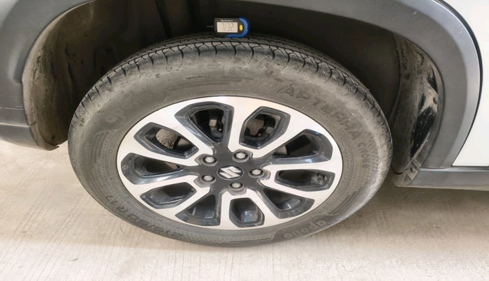 2022 Maruti Grand Vitara ALPHA SMART HYBRID, Petrol, Manual, 22,597 km, tyre