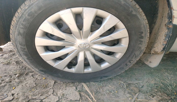 2012 Toyota Etios Liva GD, Diesel, Manual, 1,07,063 km, tyre