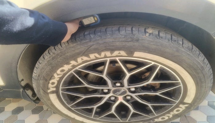 2019 Hyundai Creta SX 1.6 PETROL, Petrol, Manual, 47,900 km, tyre