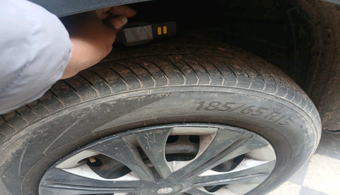 2019 Hyundai VENUE S 1.0 TURBO MT, Petrol, Manual, 51,352 km, tyre